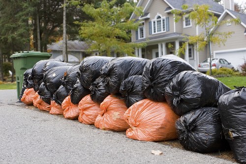 Environmental recycling of skip hired waste
